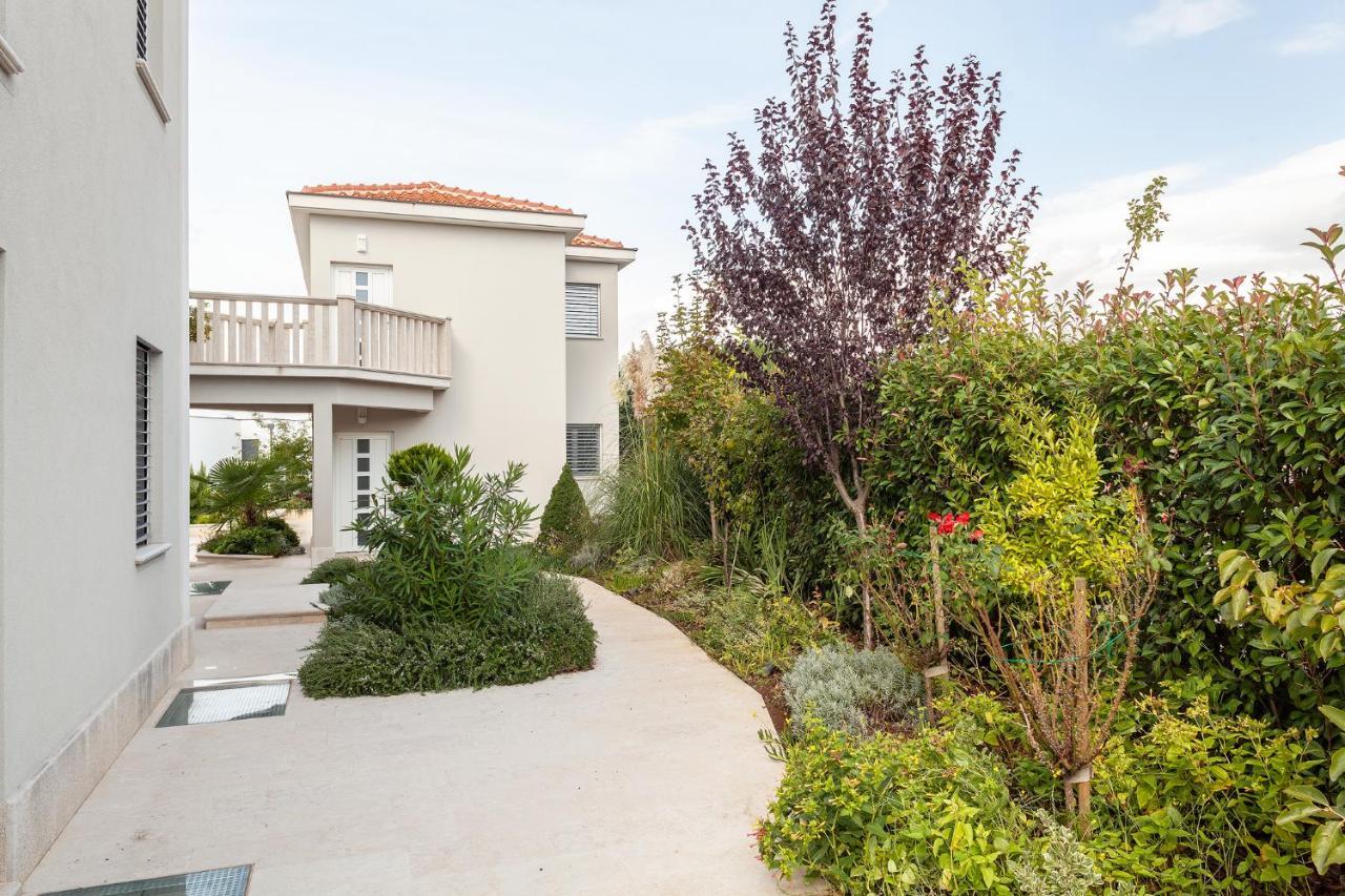 מאלינסקה Luxury Apartments Vila Carissa מראה חיצוני תמונה