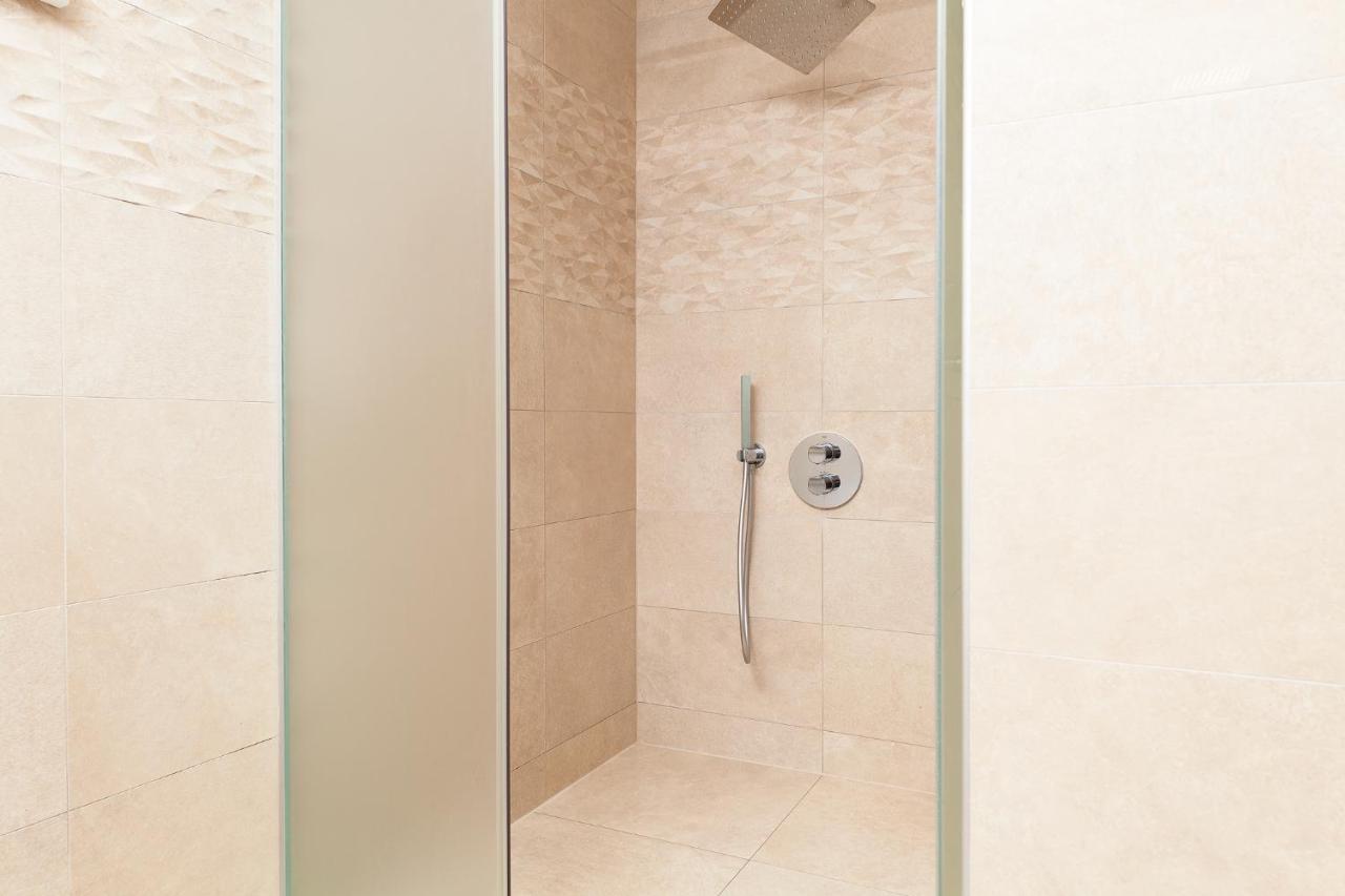 מאלינסקה Luxury Apartments Vila Carissa מראה חיצוני תמונה