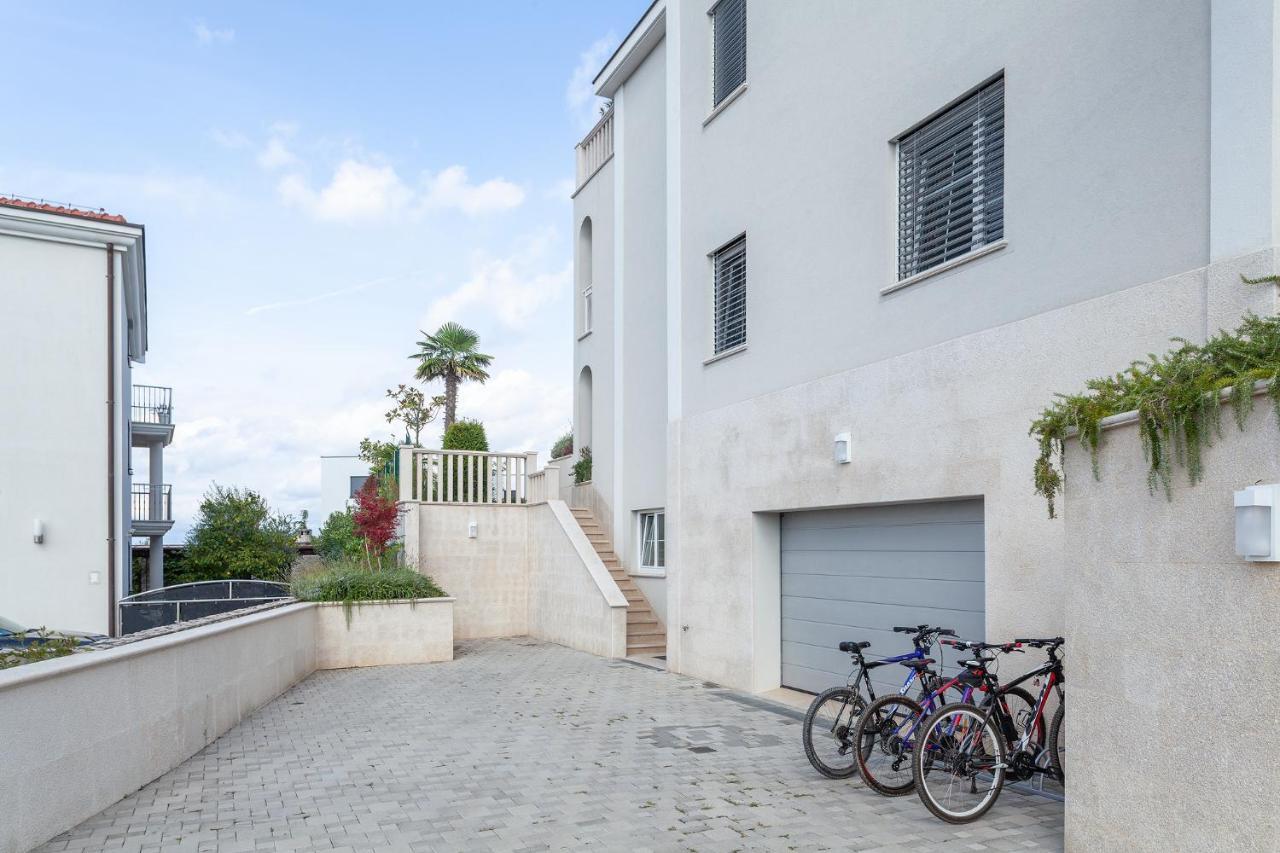 מאלינסקה Luxury Apartments Vila Carissa מראה חיצוני תמונה